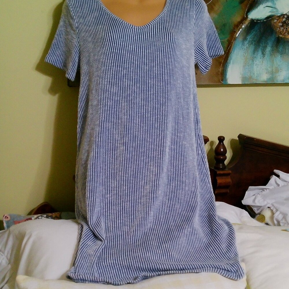 GYFT DRESS BLUE STRIPE SIZE L